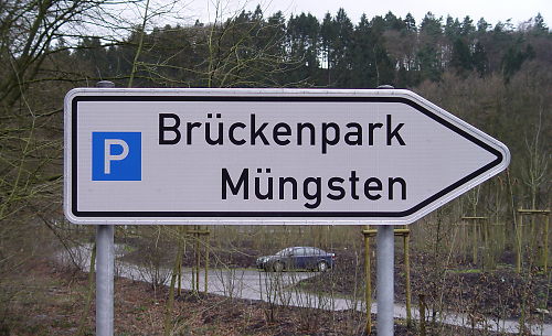 Parkplatzschild Brckenpark Mngsten