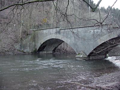 Foto: alte Steinbrücke
