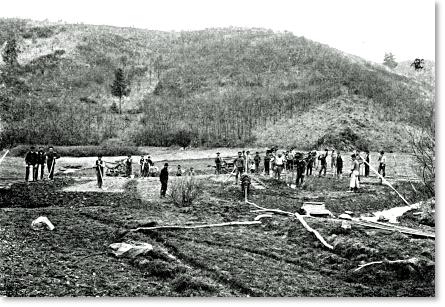 Foto: Beginn der Bauarbeiten am Staudamm des Vorbeckens