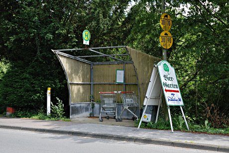 Foto: Bushaltestelle in Wupperhof