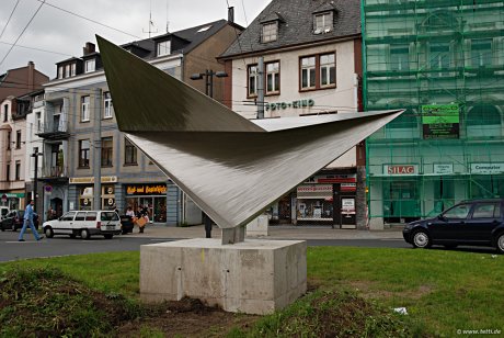 Foto: Skulptur am Dreieck/Graf-Wilhelm-Platz